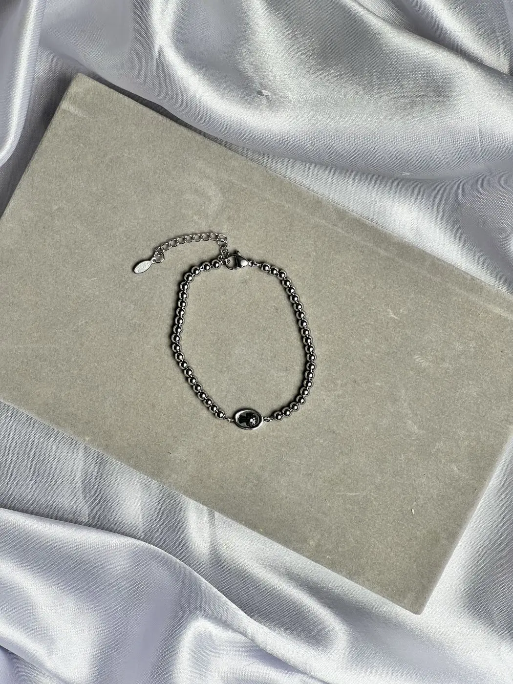 Bracelet 1