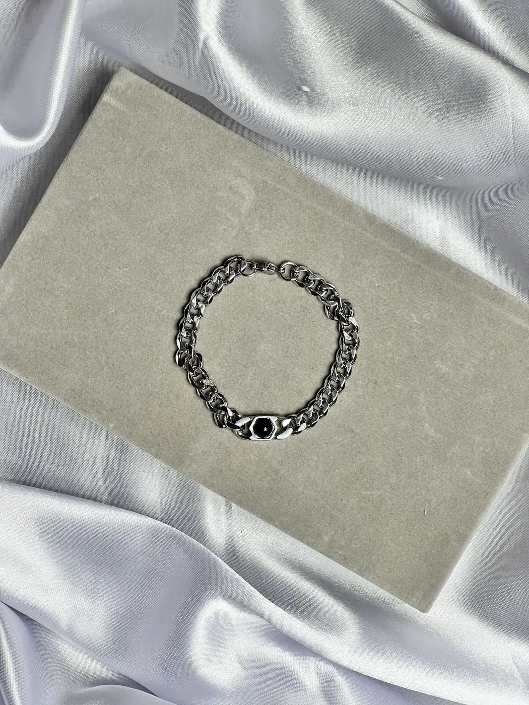 Bracelet 1