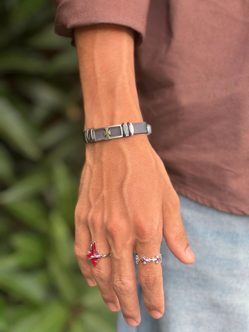 Band 2