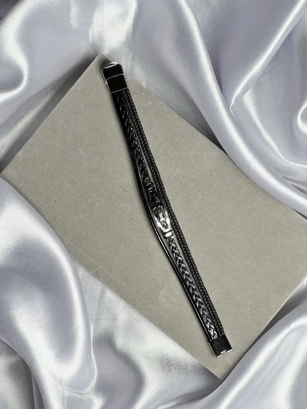 Leather band 1 1