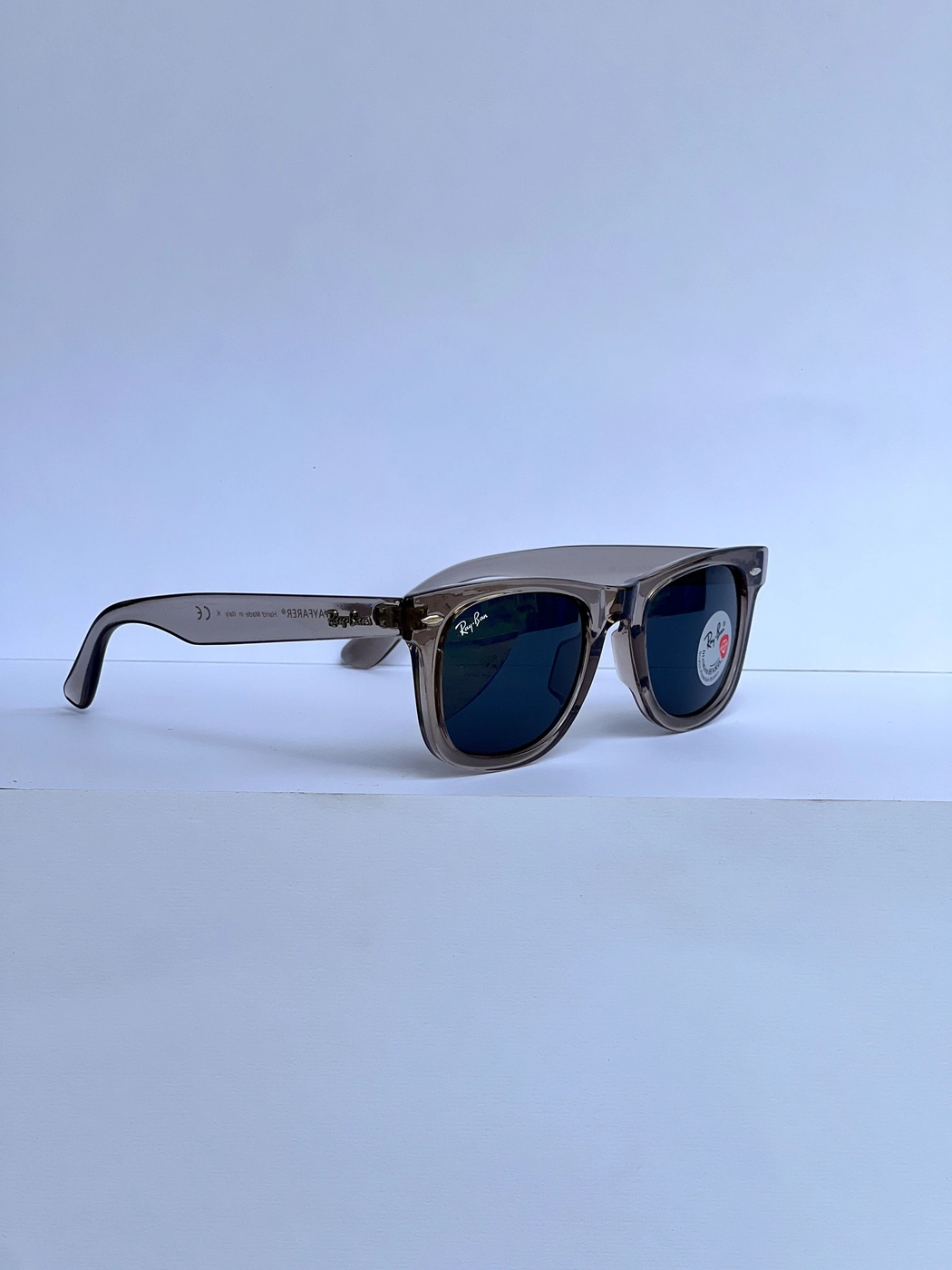 Ray-Ban Wayfarer polished grey 2