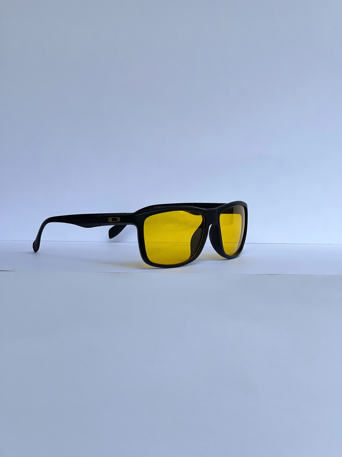 Specs Yellow 2
