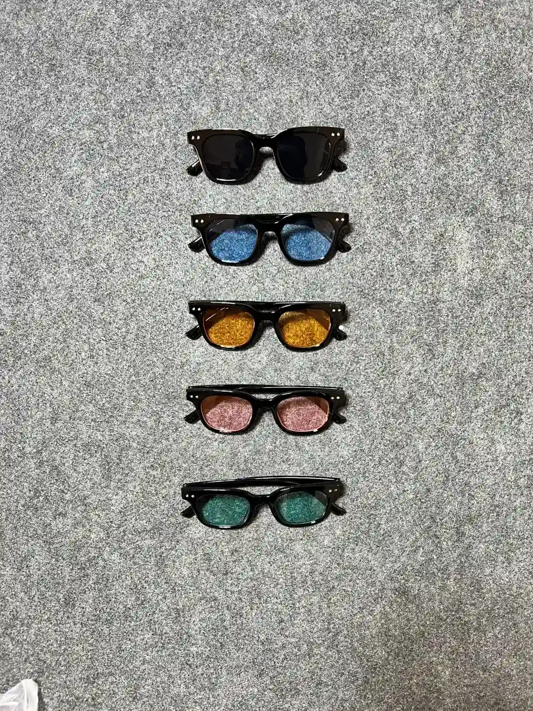 5 Shades Specs 2