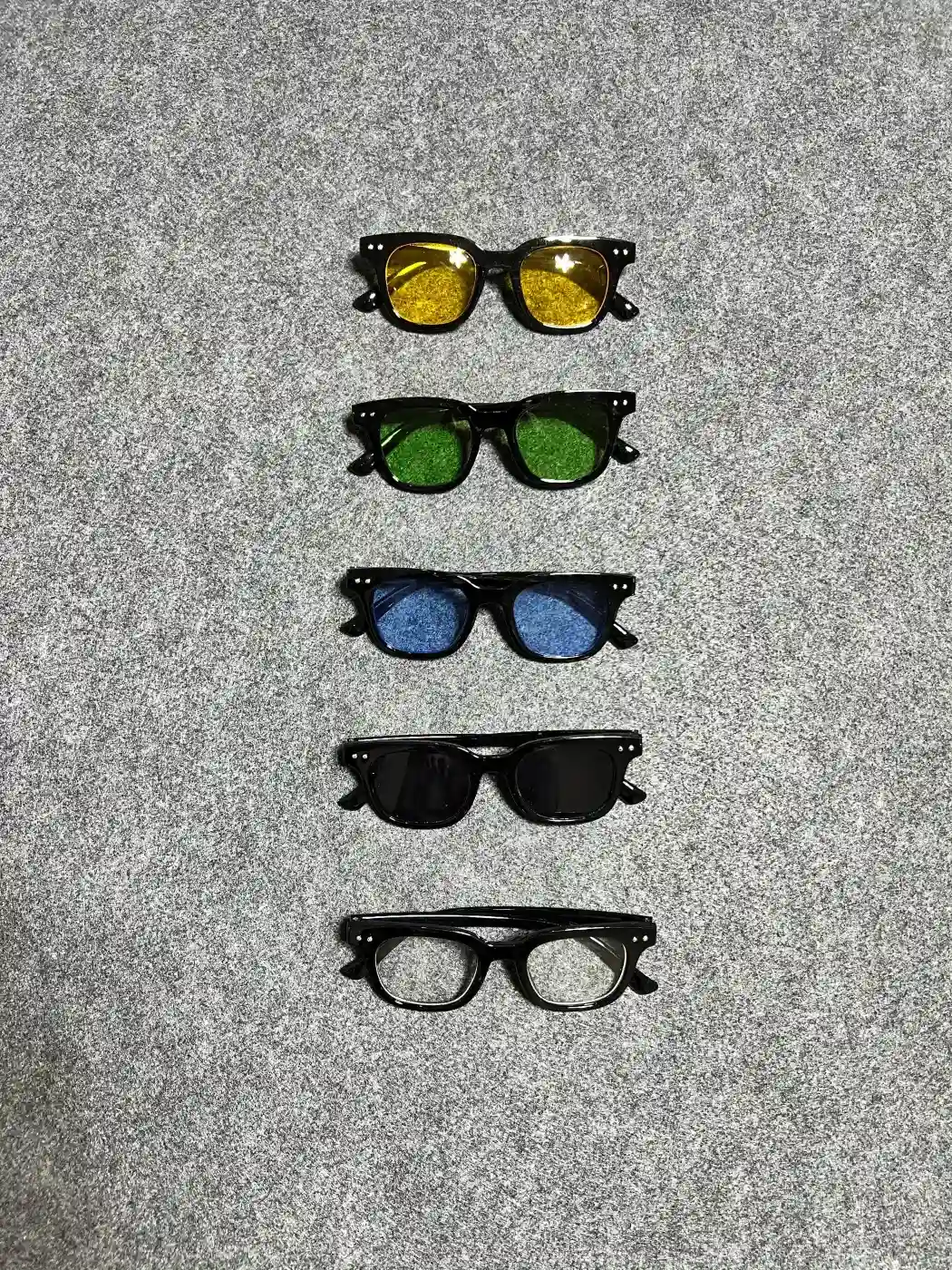 5 Shades Specs 1