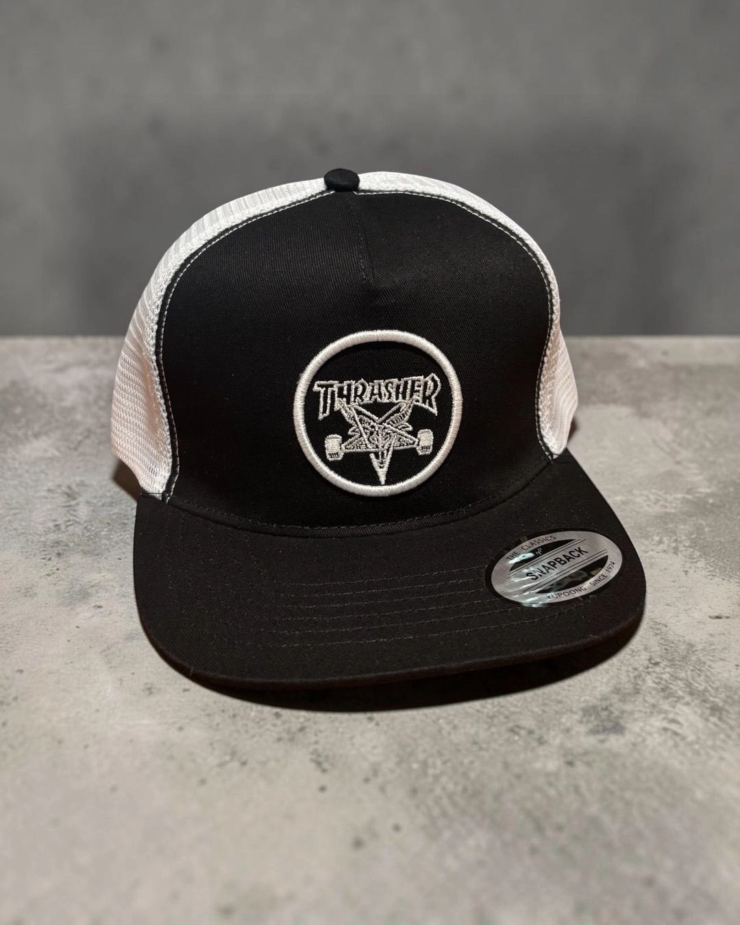 Thrasher black (adjustable) 1