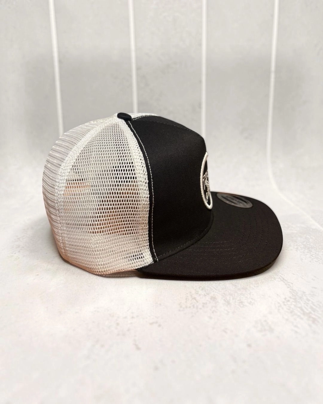 Thrasher black (adjustable) 2