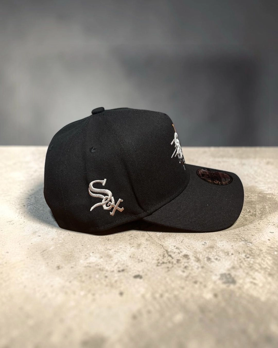 Sox cartoon graphic (adjustable) 2