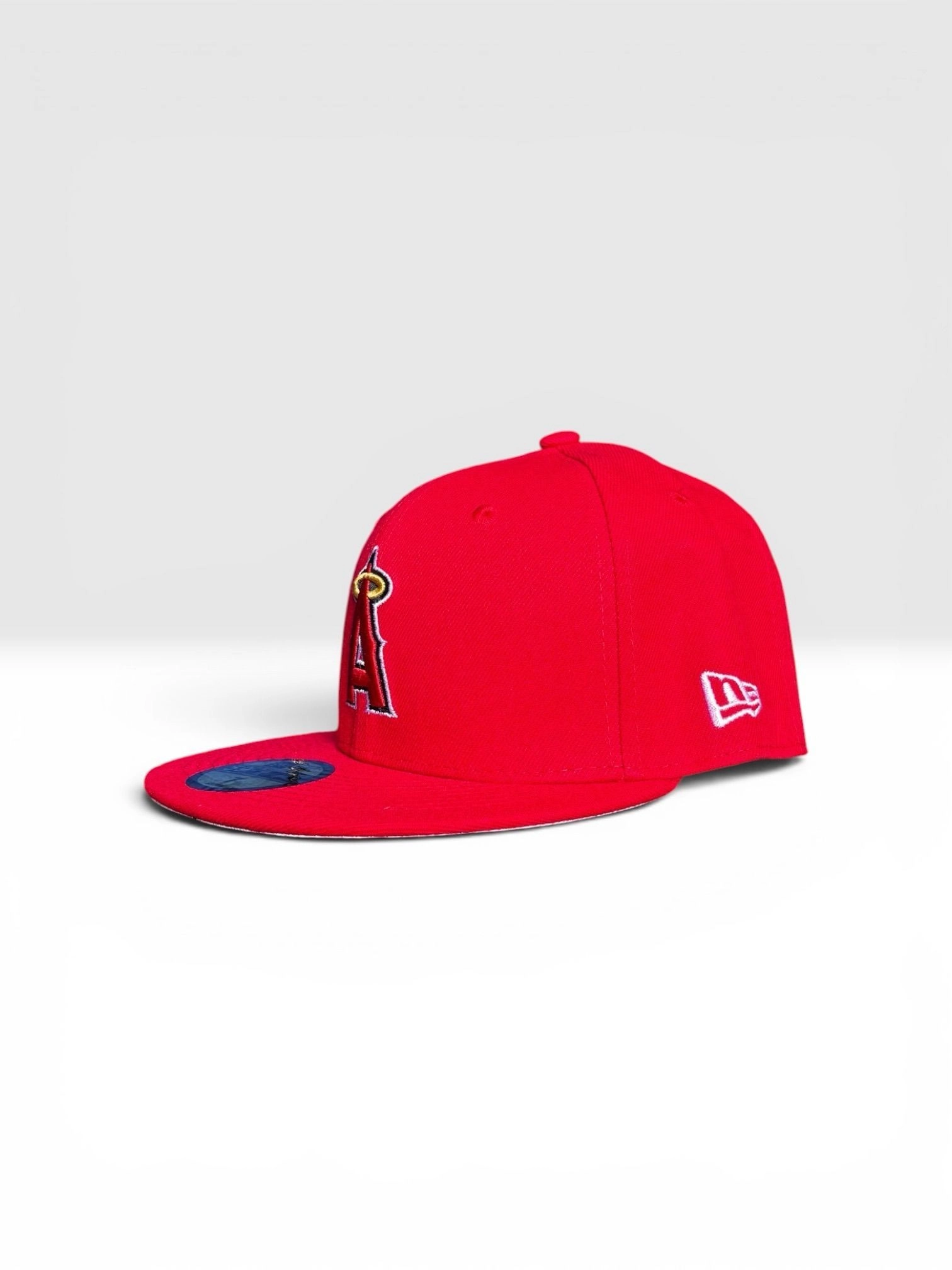 Angels red 2