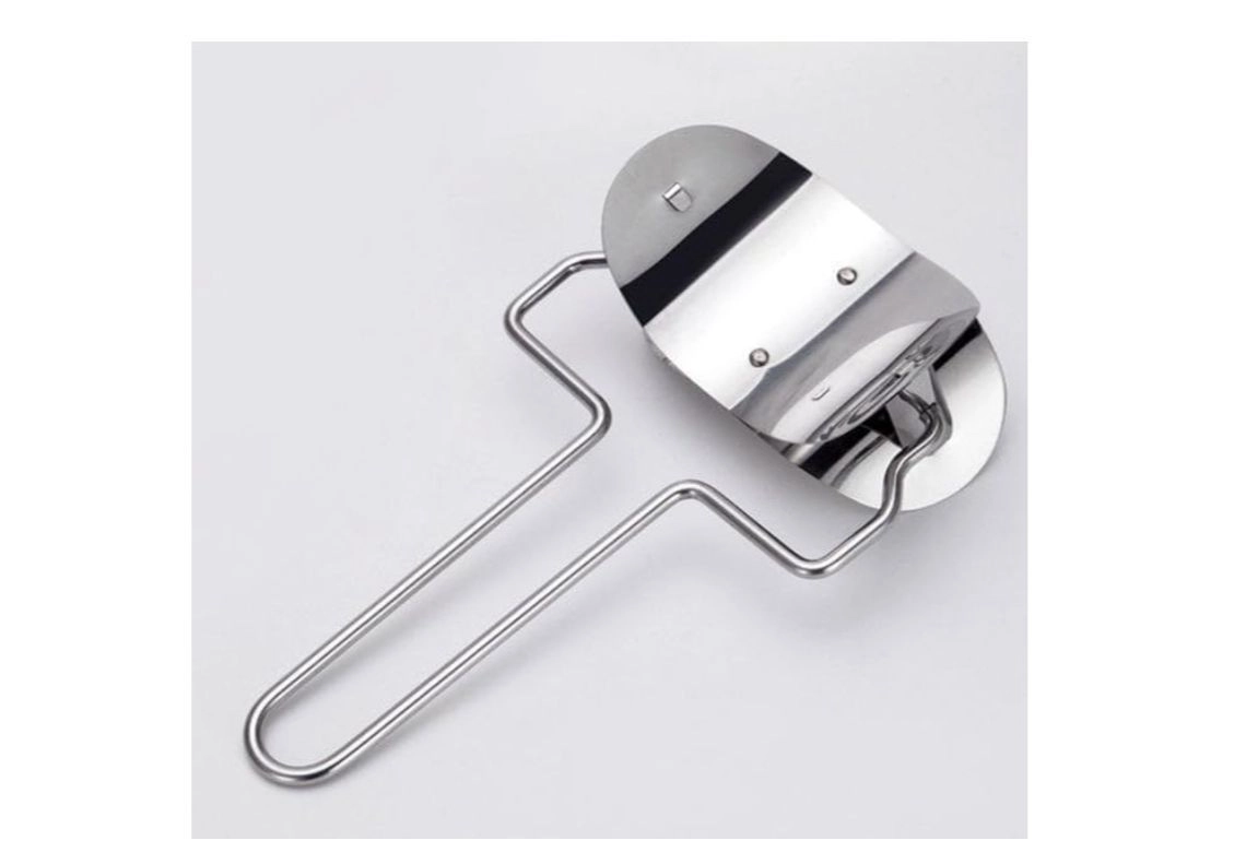 Stainless Steel Dumpling Wrapper Roller Cutter; Round Dough Circle Maker for Gujiya, Momos, and Puri; Rolling Pastry Skin Cut Tool for Home Kitchen. (Pack of 1) 1