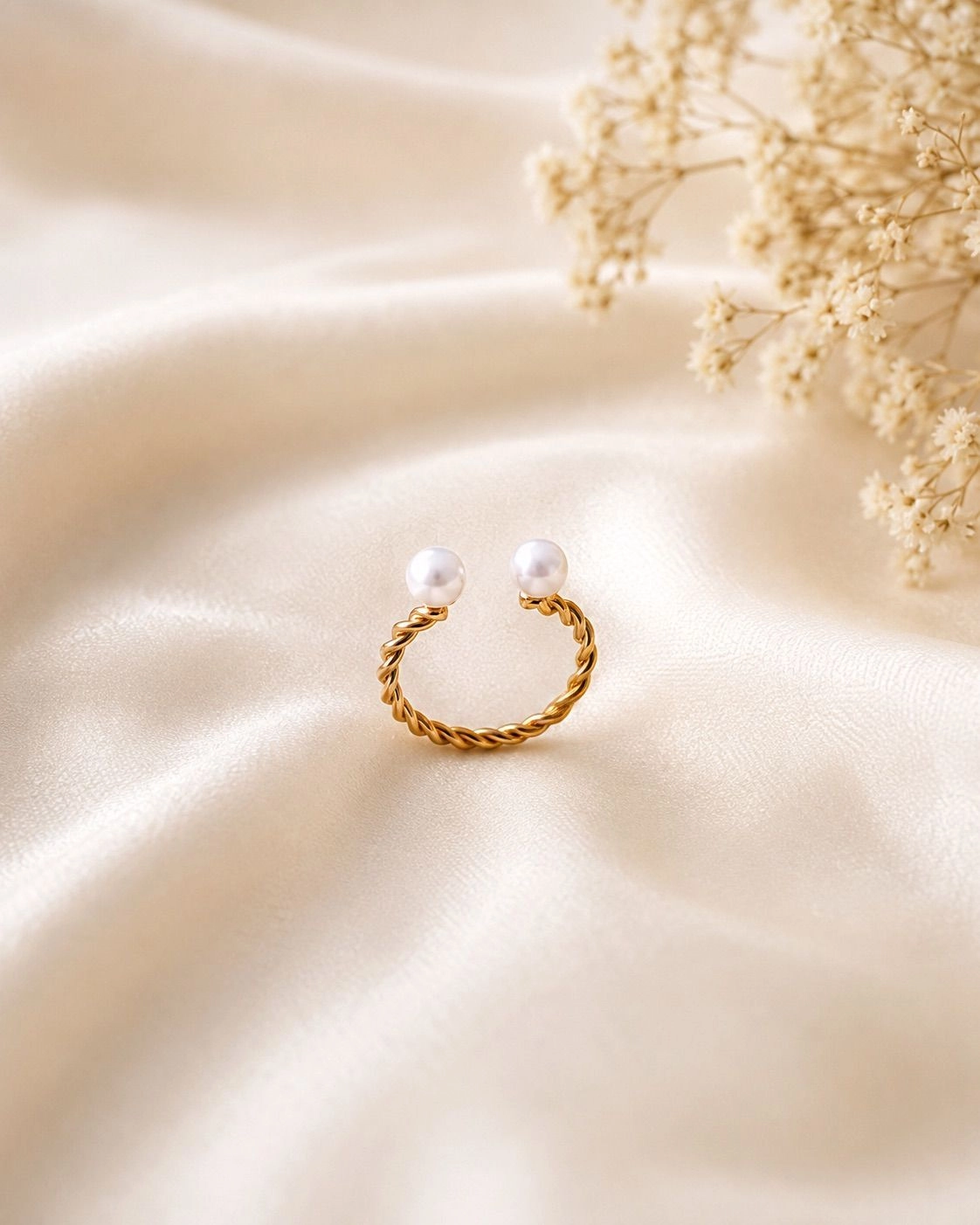 Twin pearl ring