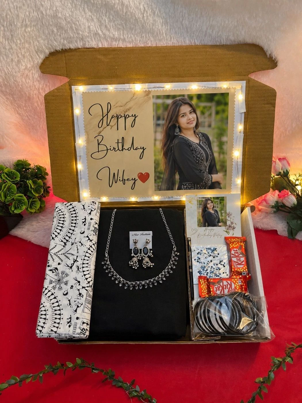 Saree combo with lightning box