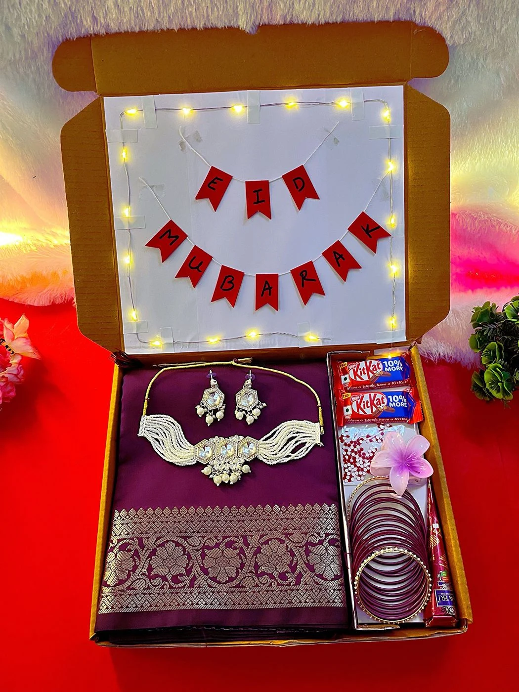 Saree combo with lightning box
