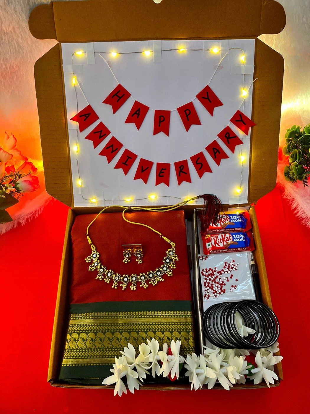 Saree combo with lightning box