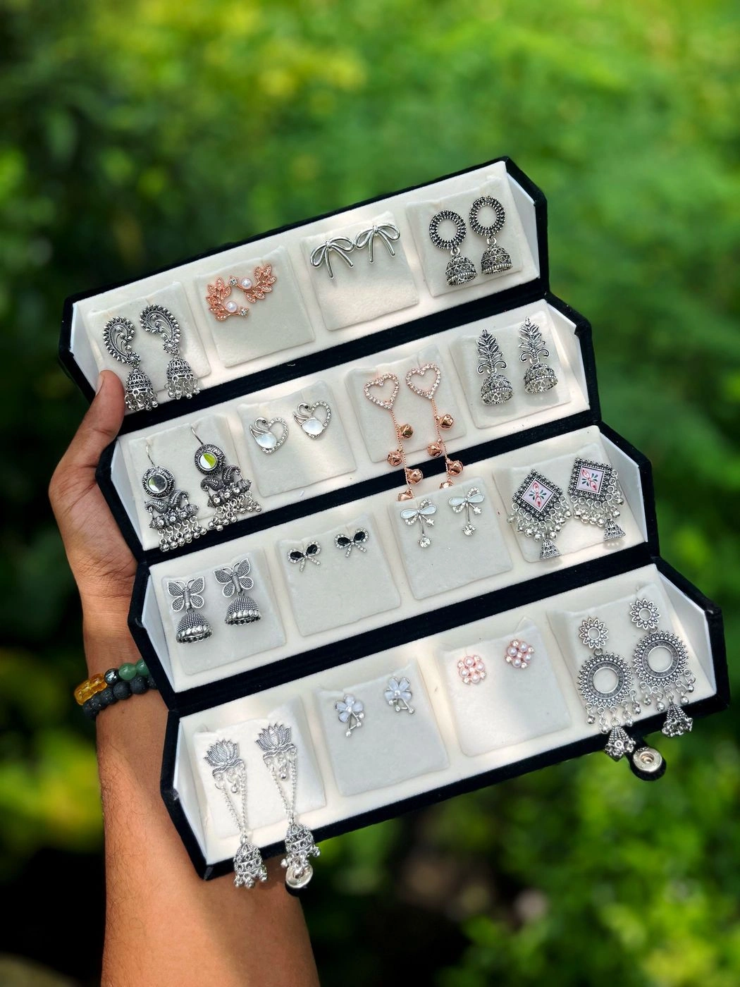 16 pair Earring  with box