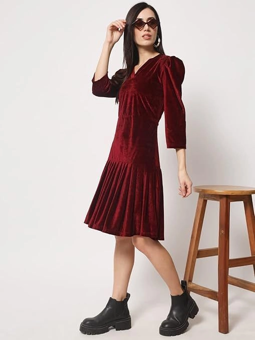 Aqil Winter Velvet Maroon Dress 1