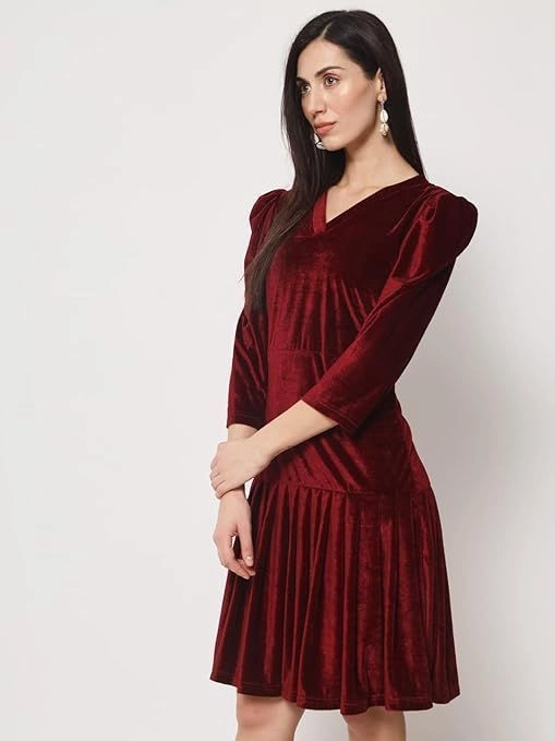 Aqil Winter Velvet Maroon Dress 4