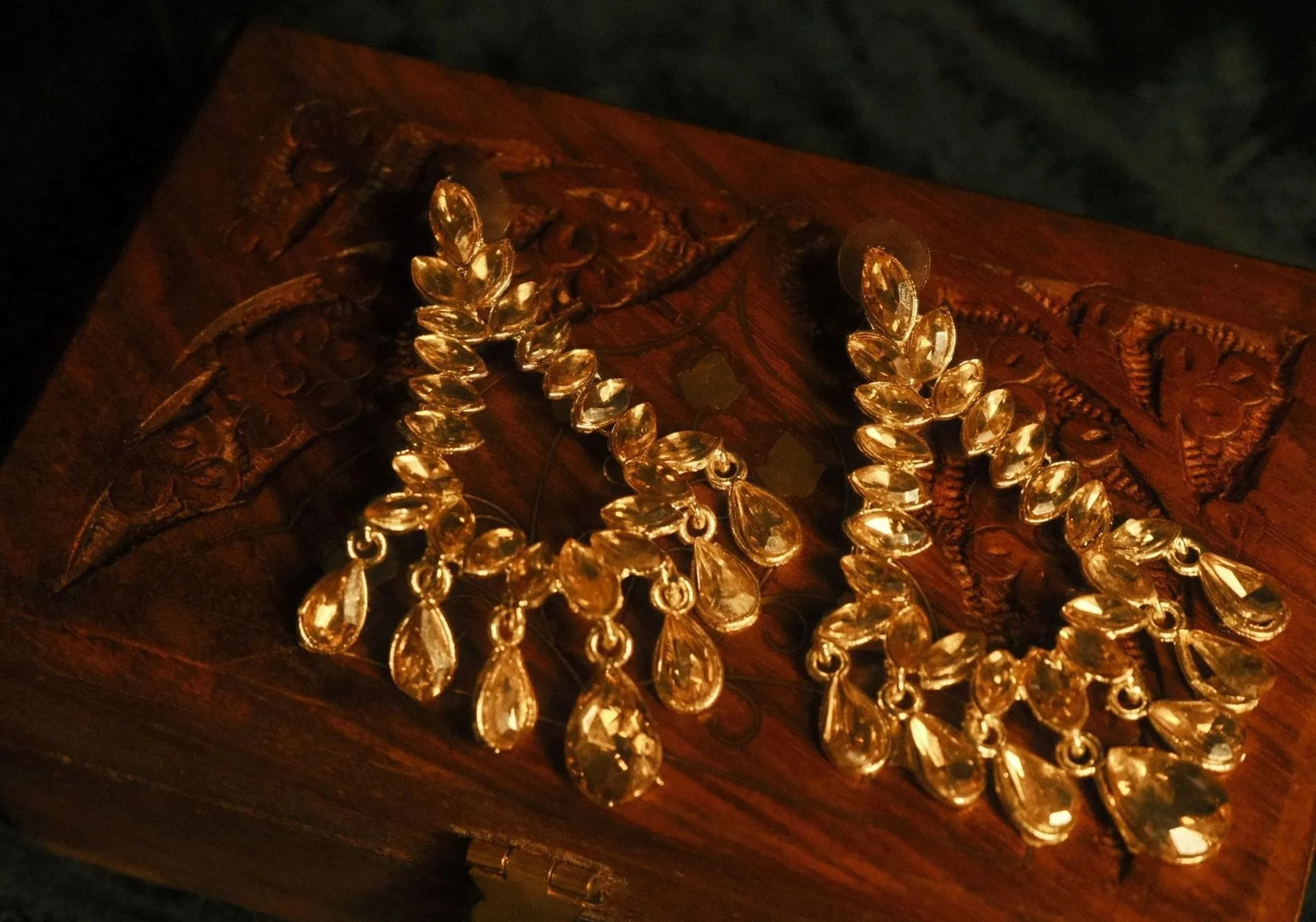 Crystal Leaf Earring 4