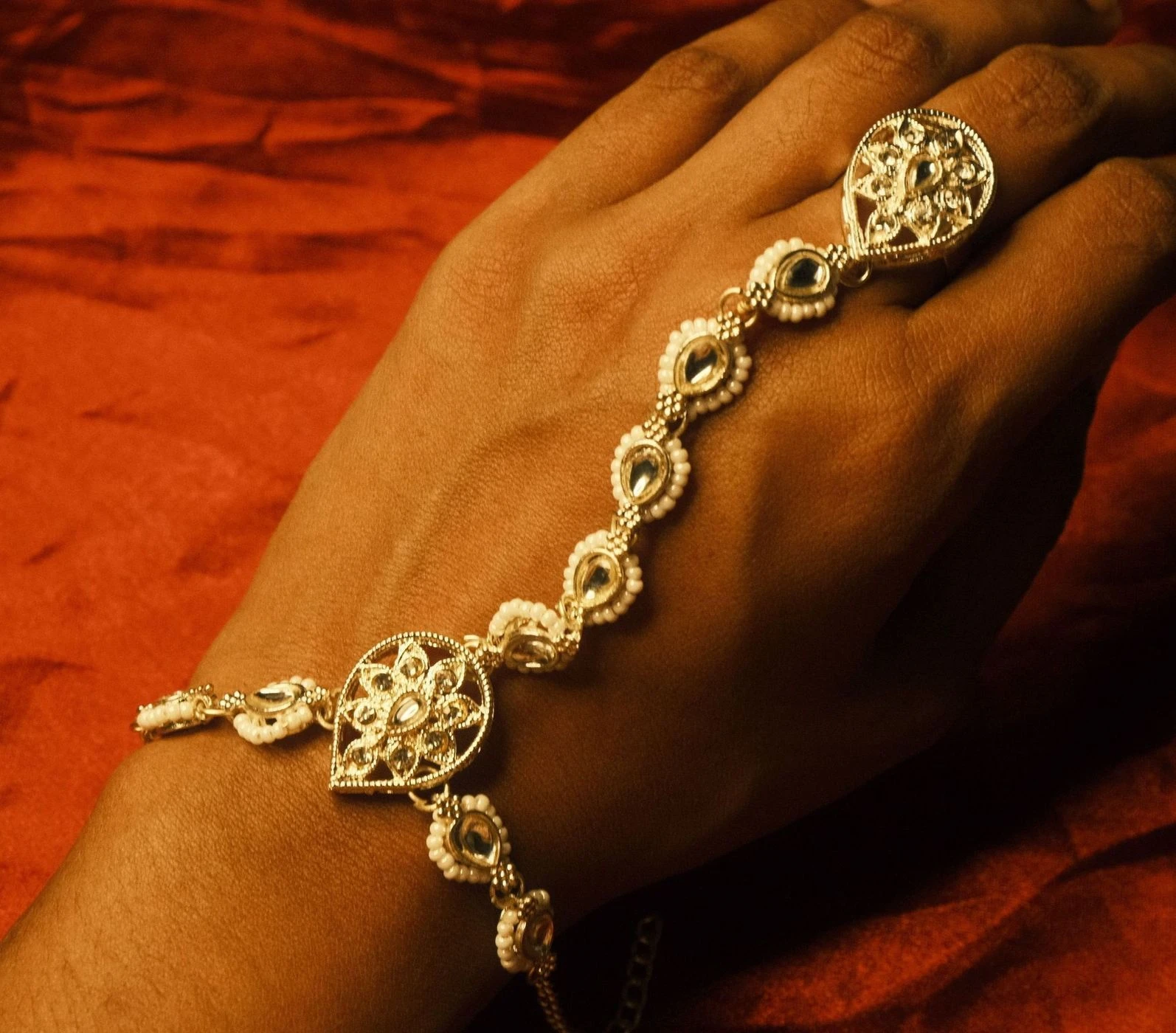 Pearl Kundan Haathphool 1