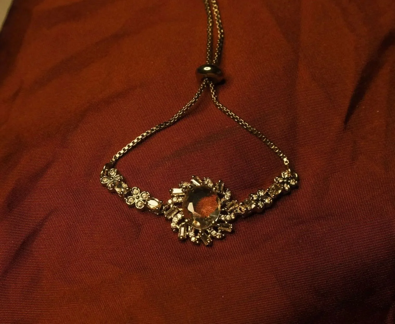 Roselle Bracelet 1