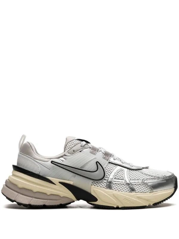 V2K RUN SUMMIT WHITE METALLIC SILVER 1