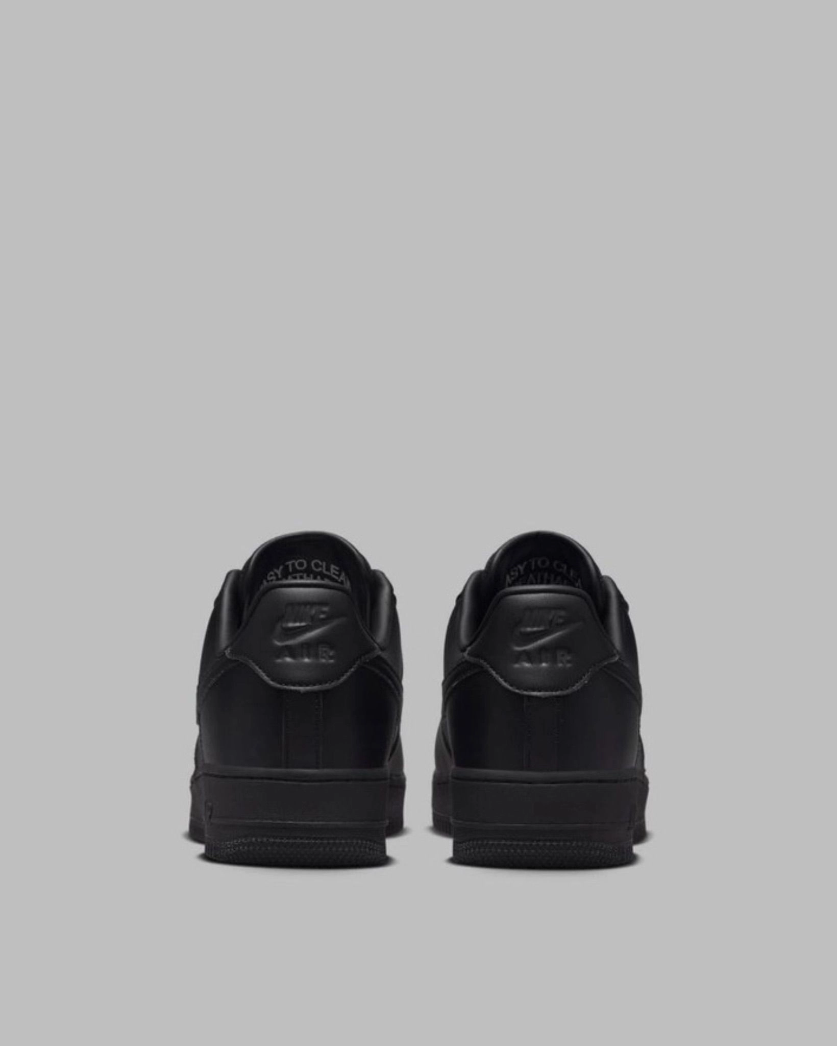 AIR FORCE 1 (BLACK) 2
