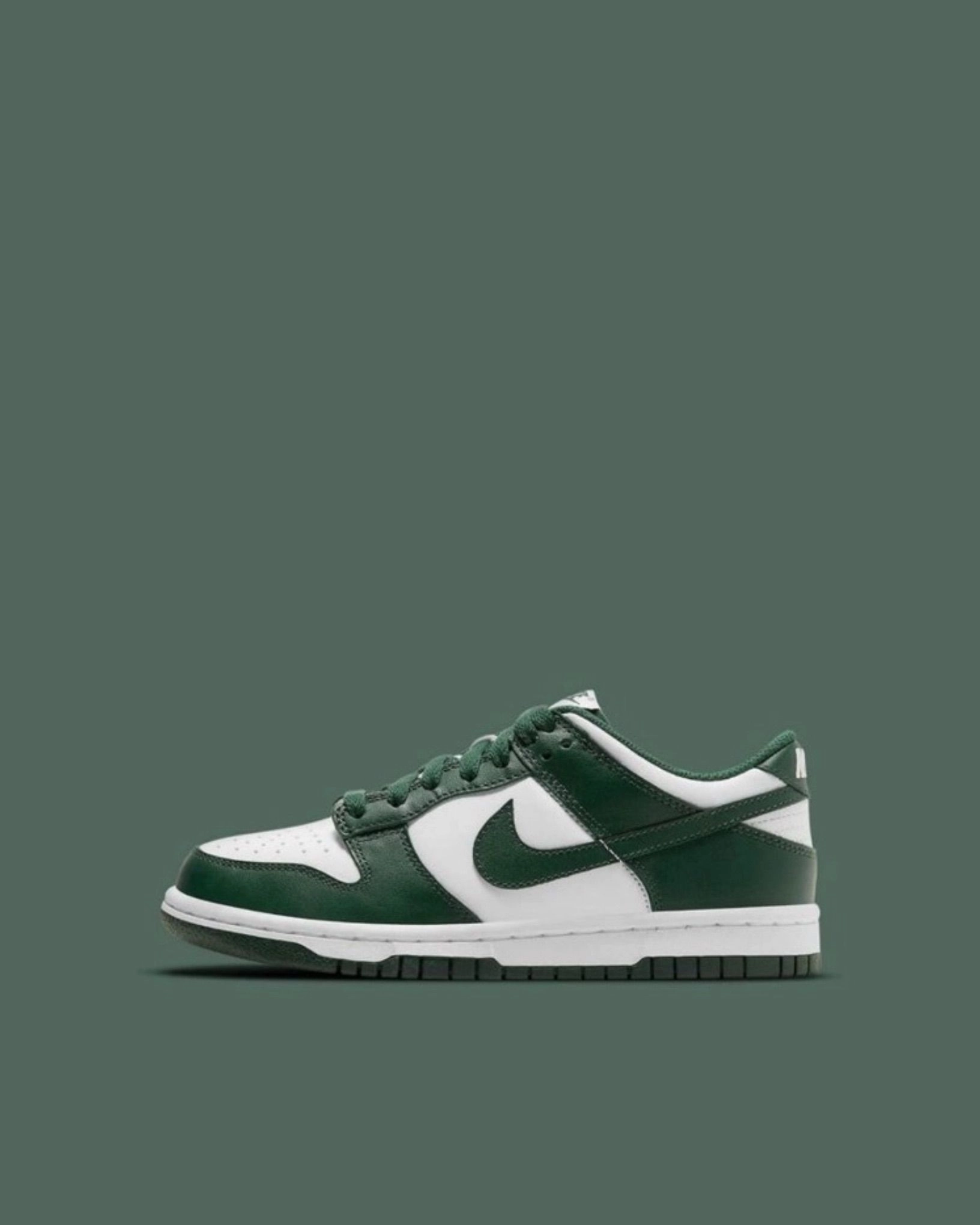 SB DUNK ( GREEN ) 2