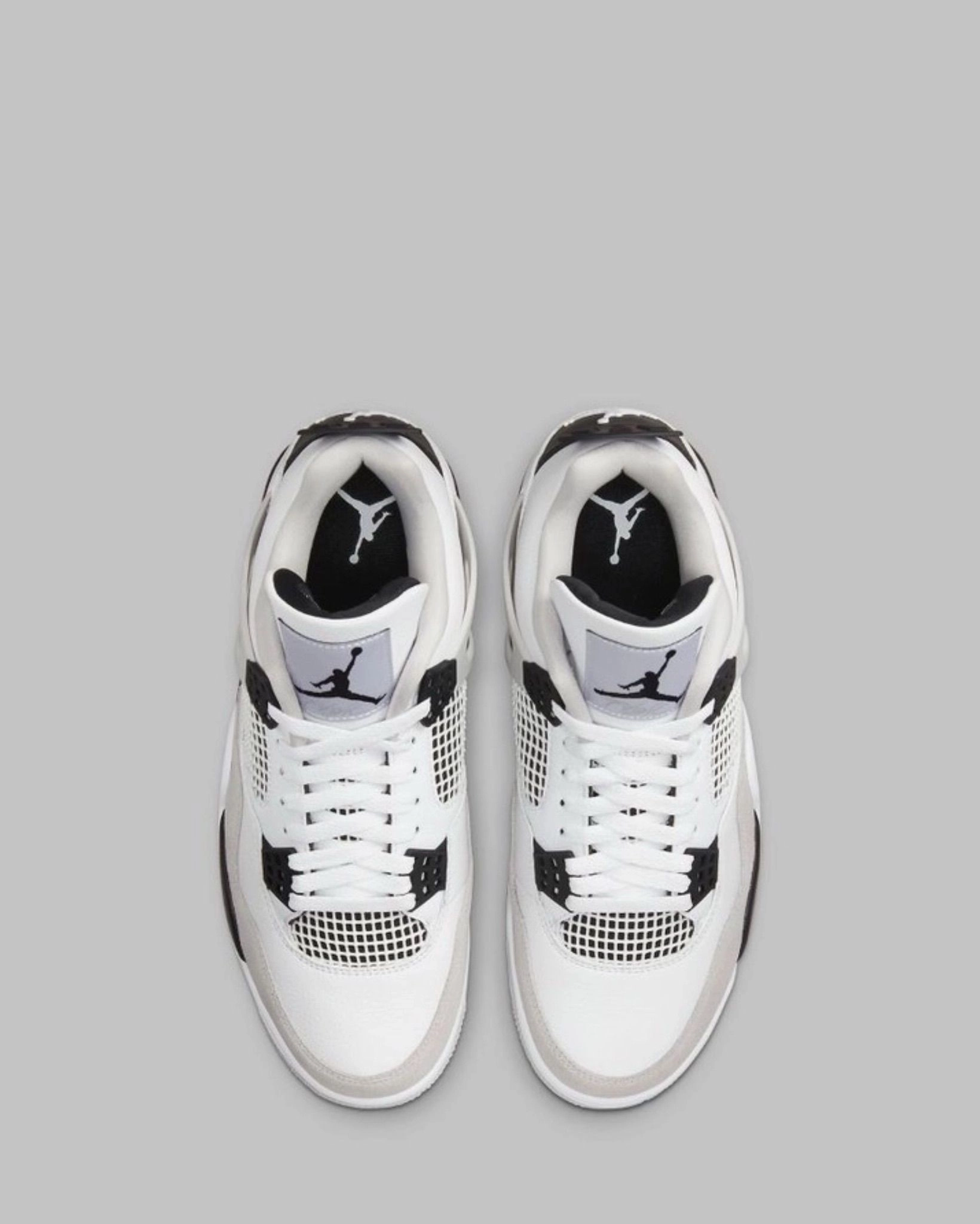 AIR JORDAN RETRO 4 (MILITARY BLACK) 3
