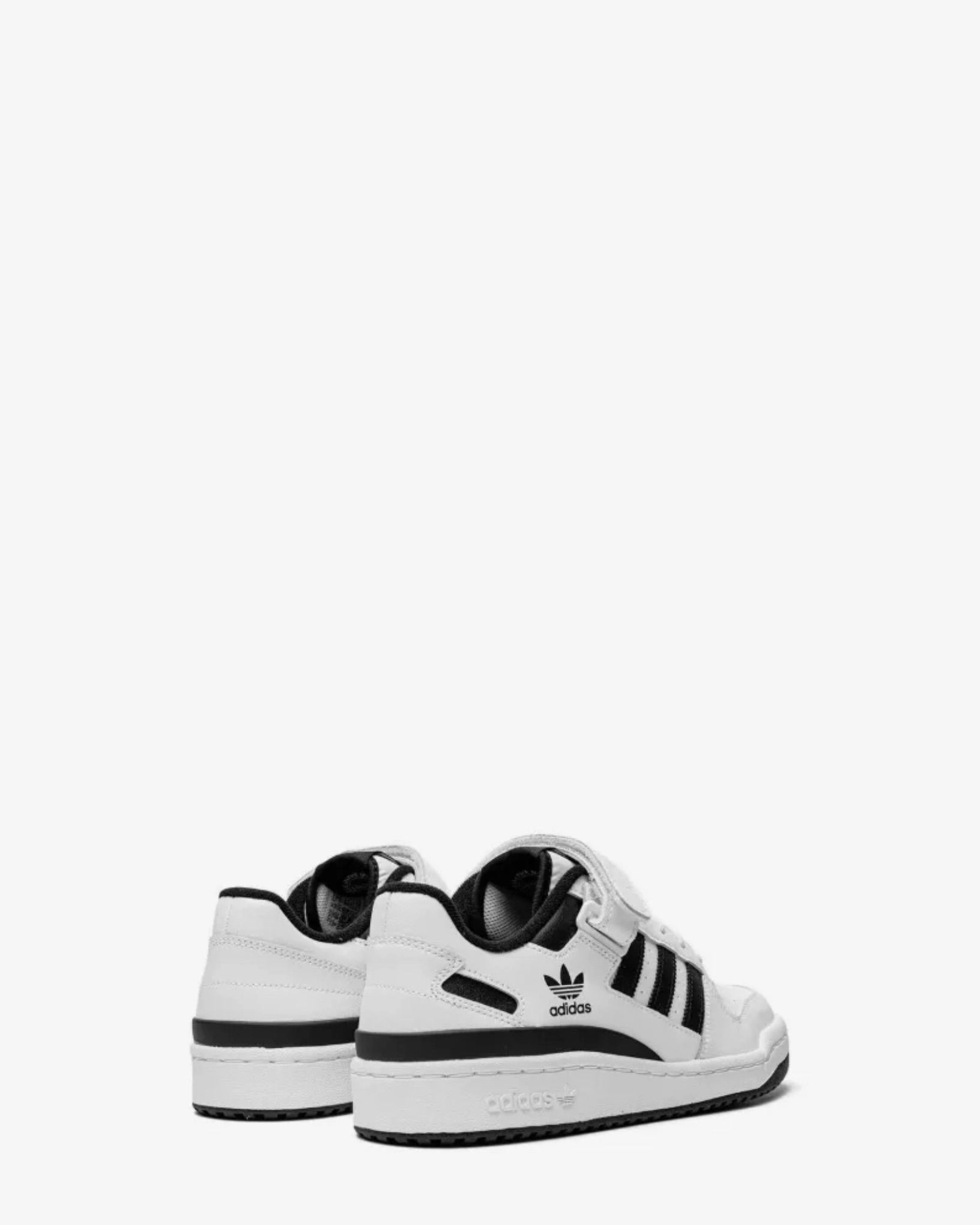 Forum Low White Black 3