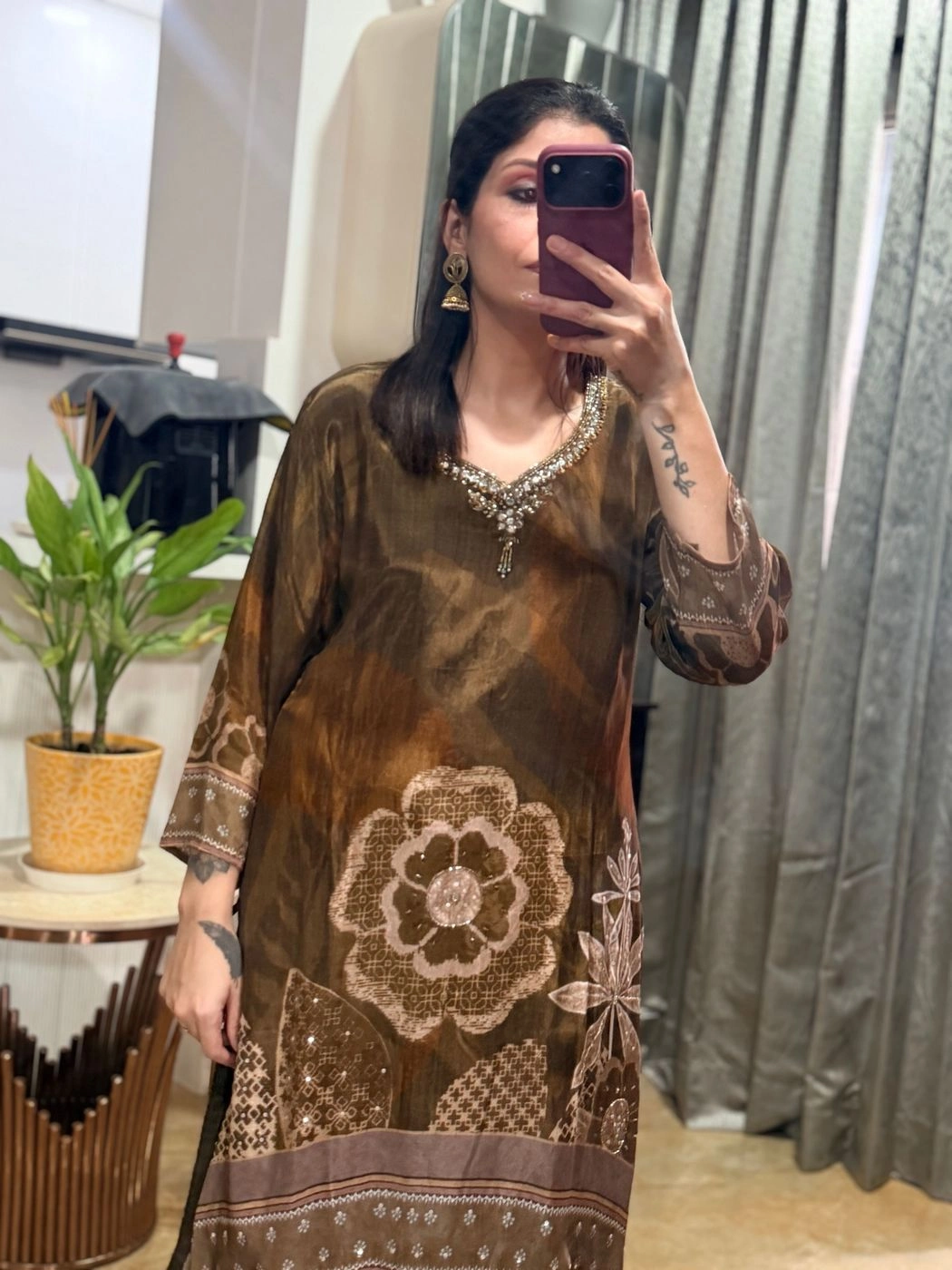 Elegant Brown Printed Kurta Pant Set for Women 1