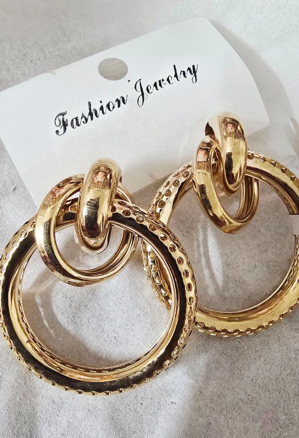 Designed Single-Ring Earring