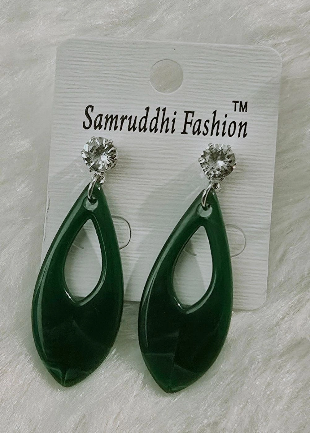 Elegant hollow teardrop statement design 6
