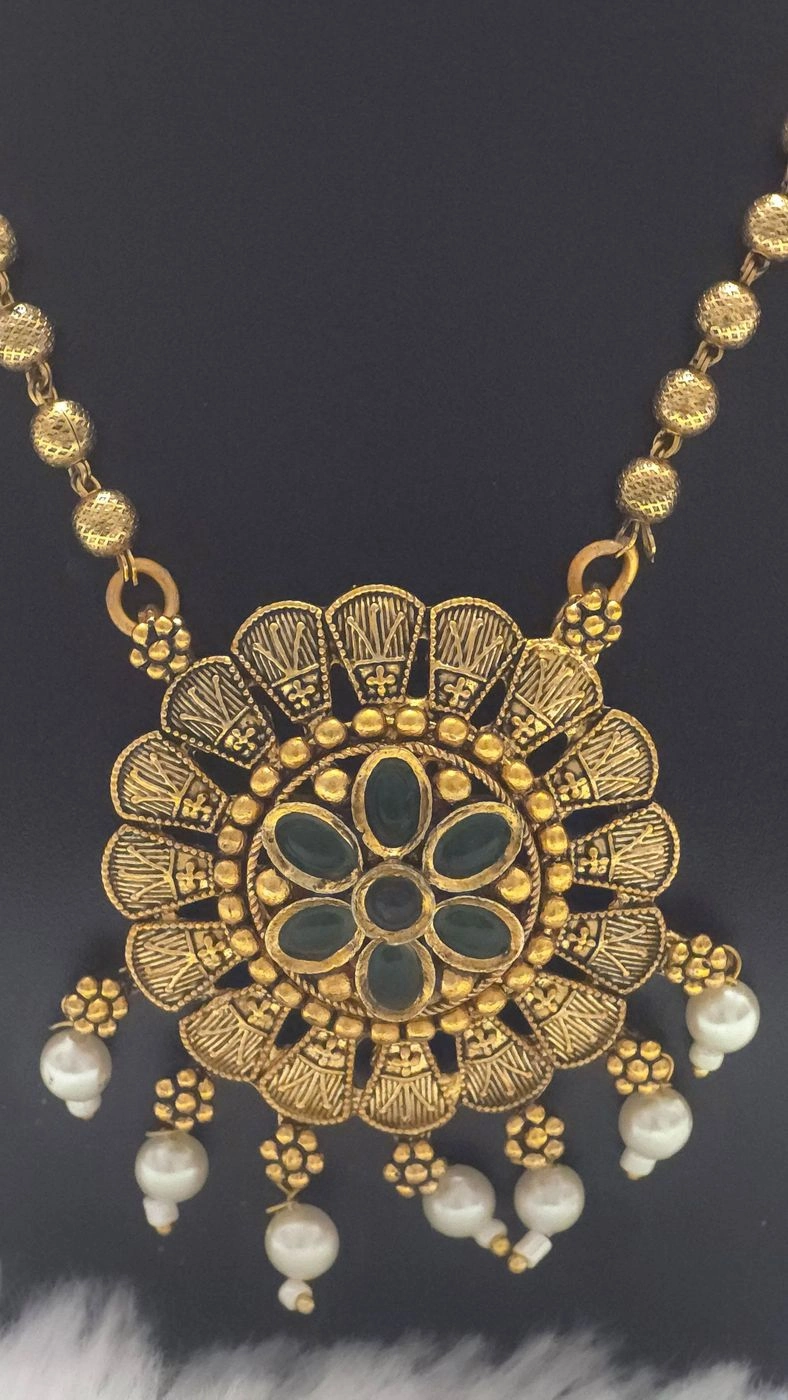 Emerald Heirloom Pendant Set💫 2