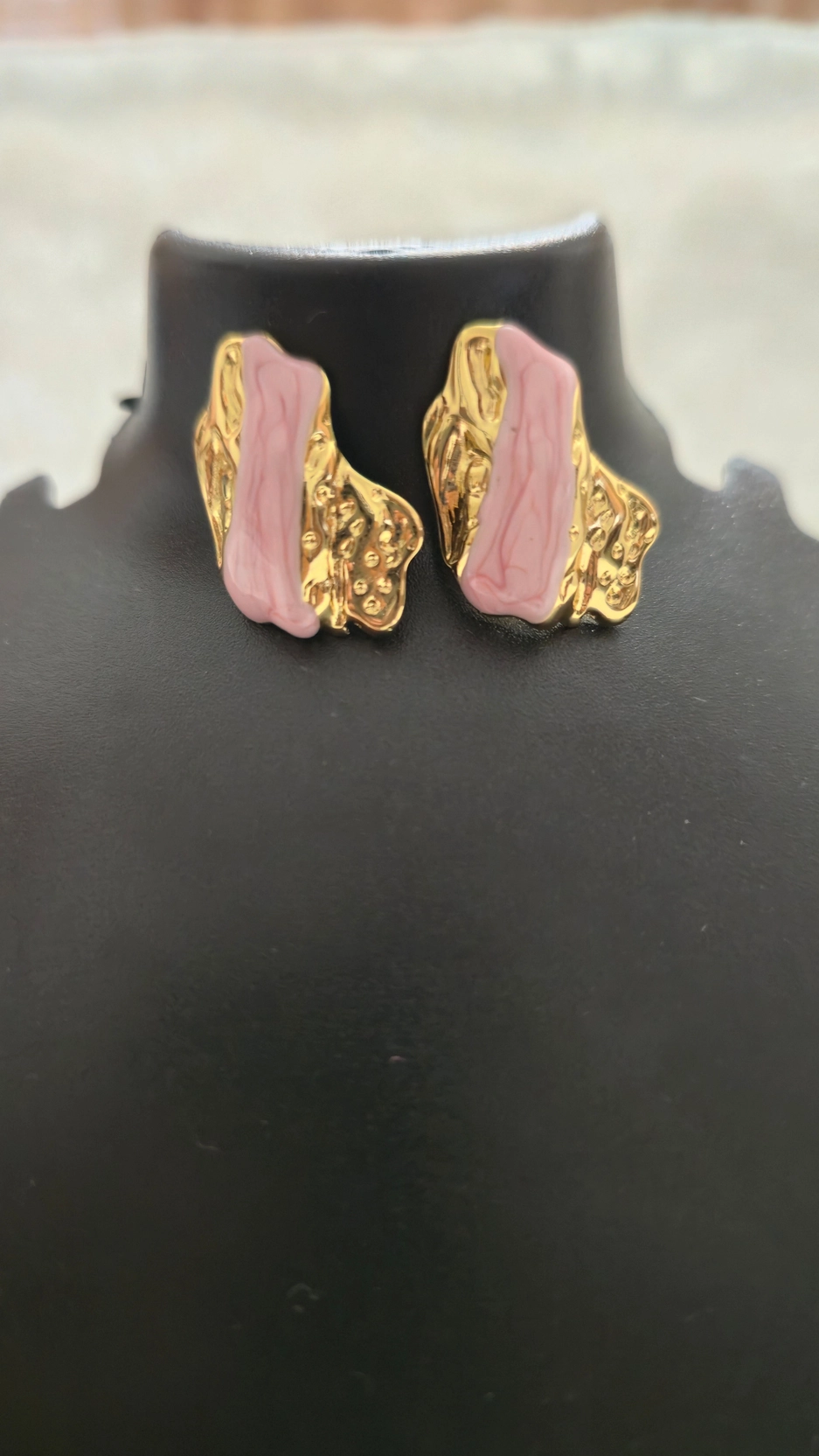 Blush Muse Stud Earrings💫