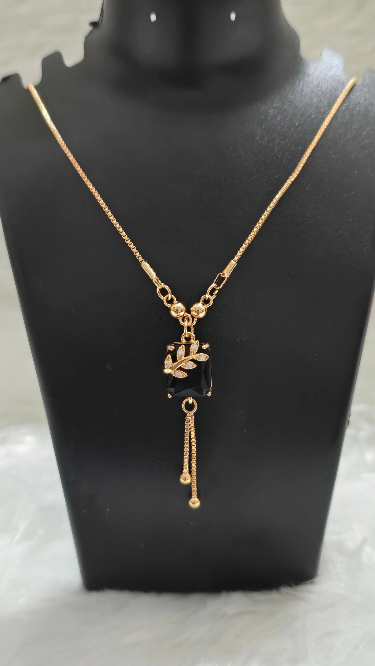 Noir Bloom Crystal Drop Necklace 🖤✨ 2