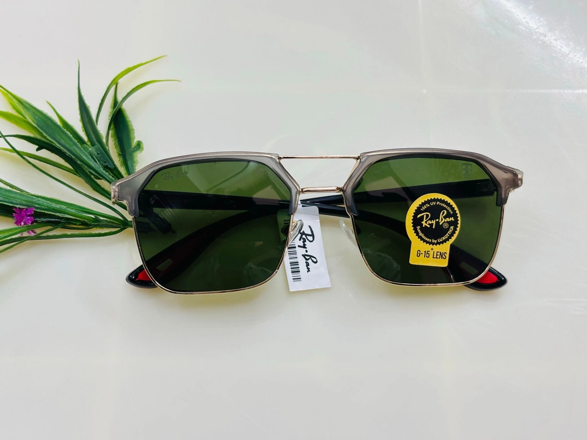 Tickkart R Ban Green Glass 1199 sunglass 2