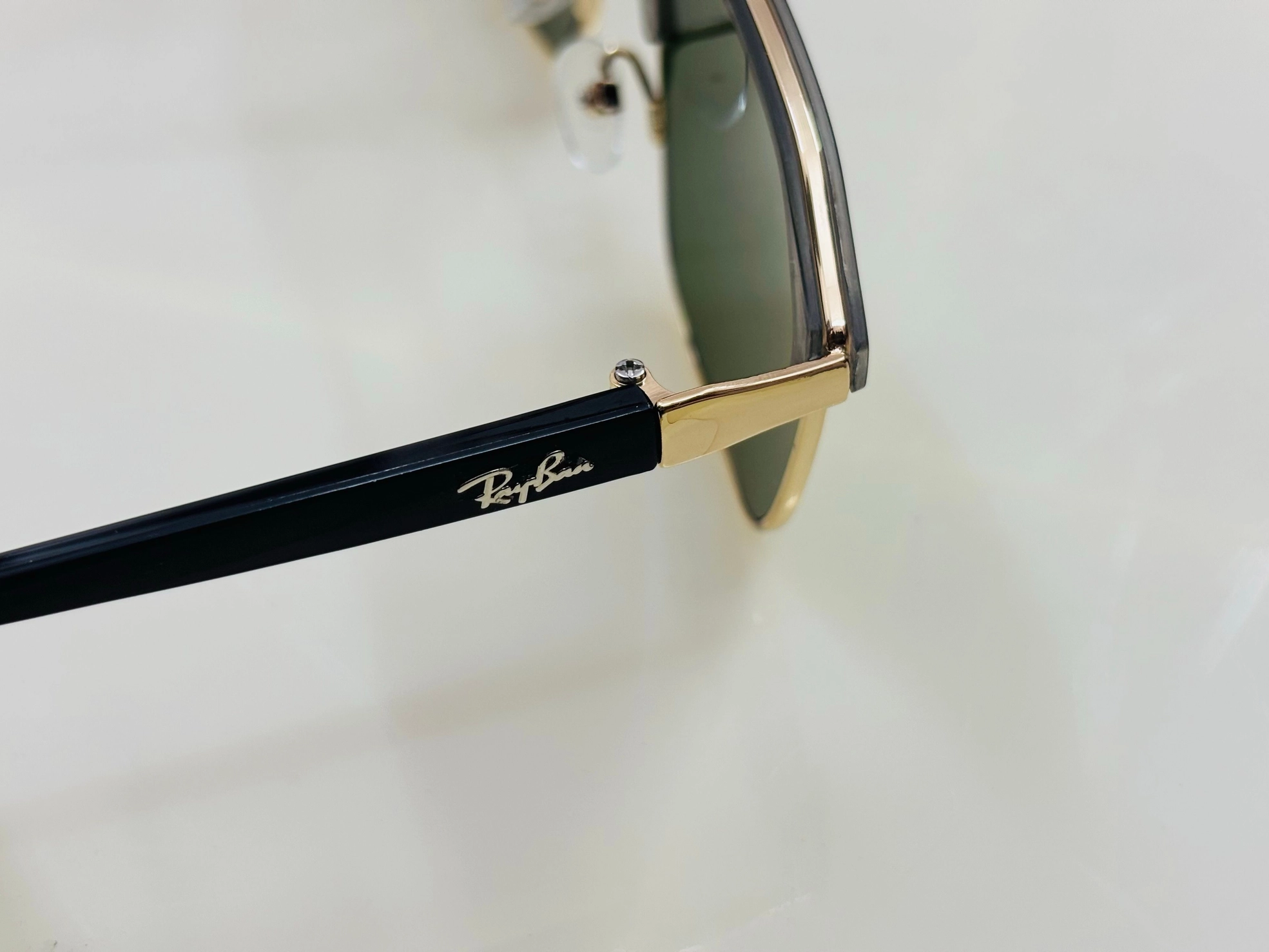 Tickkart R Ban Green Glass 1199 sunglass 3