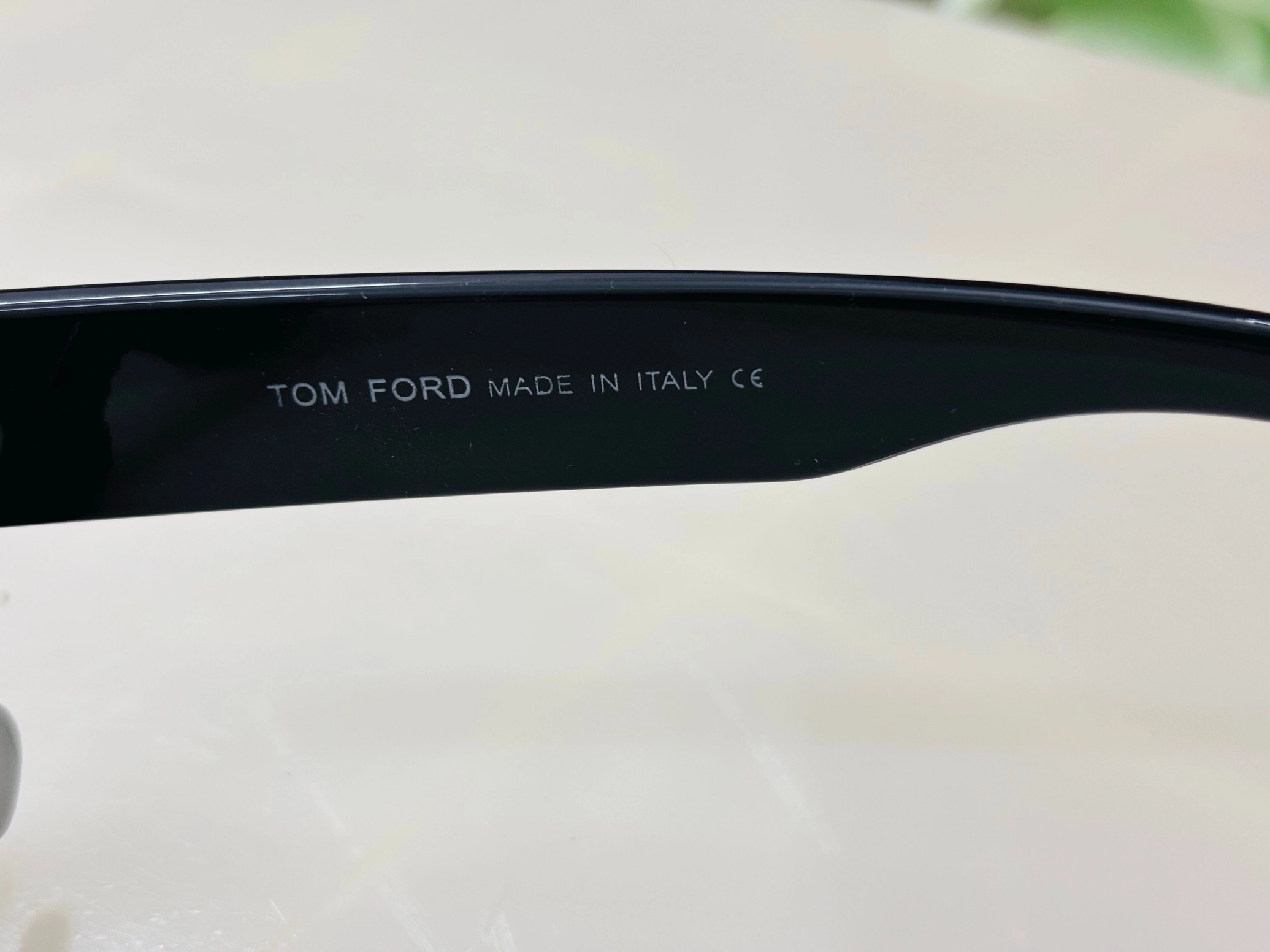 Tickkart TOM-Fo Gold T sunglass 3