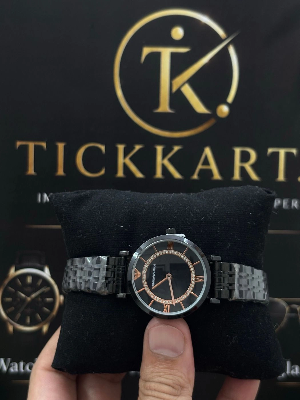 full black roman diamond