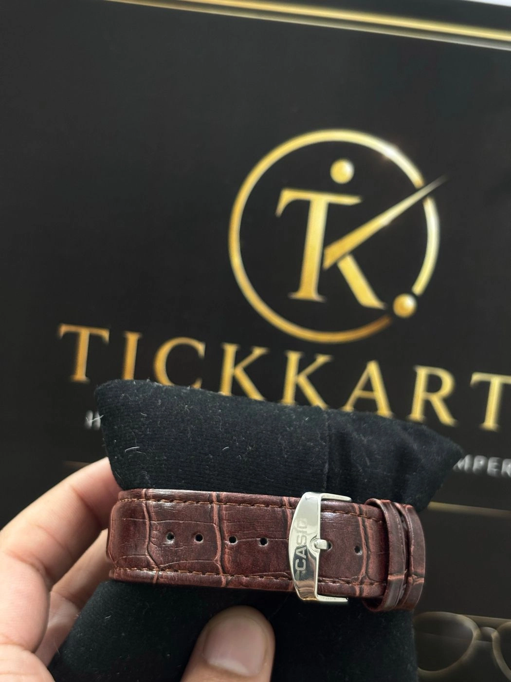 Tickkart Edif Brown Leather 3