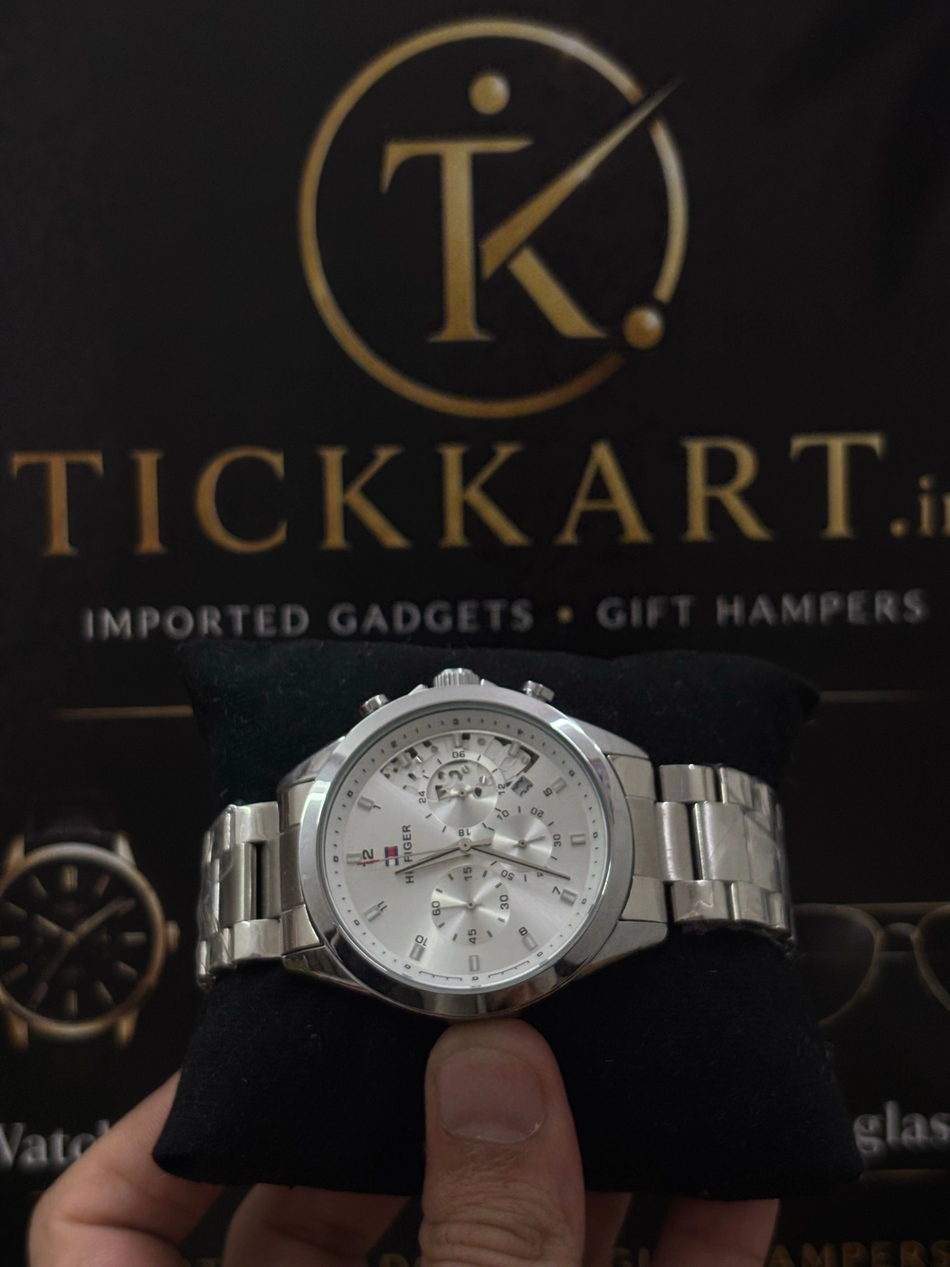 silver white