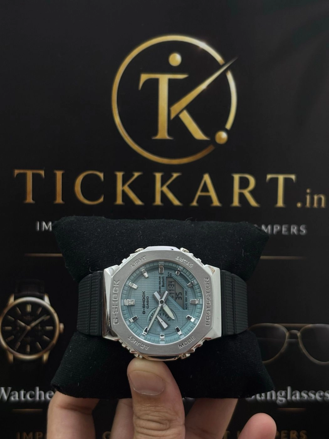 Silver blue tiffiny