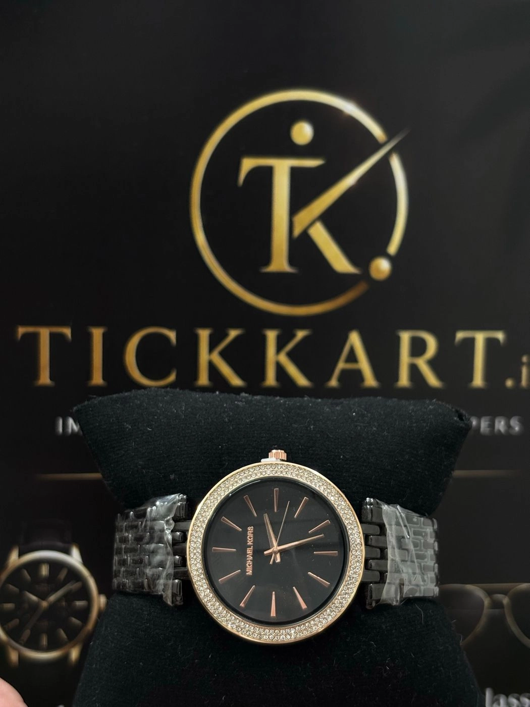 Tickkart MK Plain Black Women 1