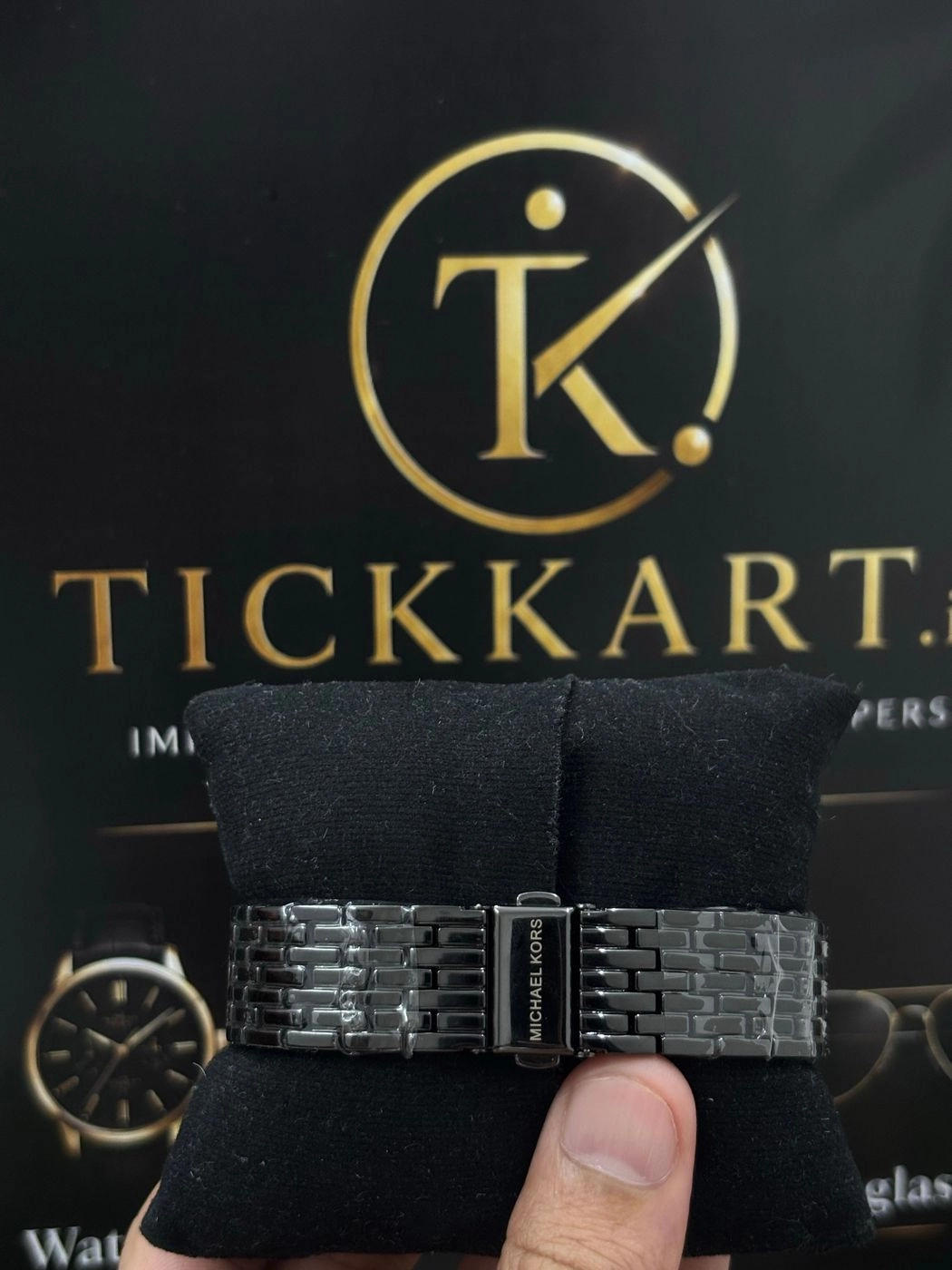 Tickkart MK Plain Black Women 3