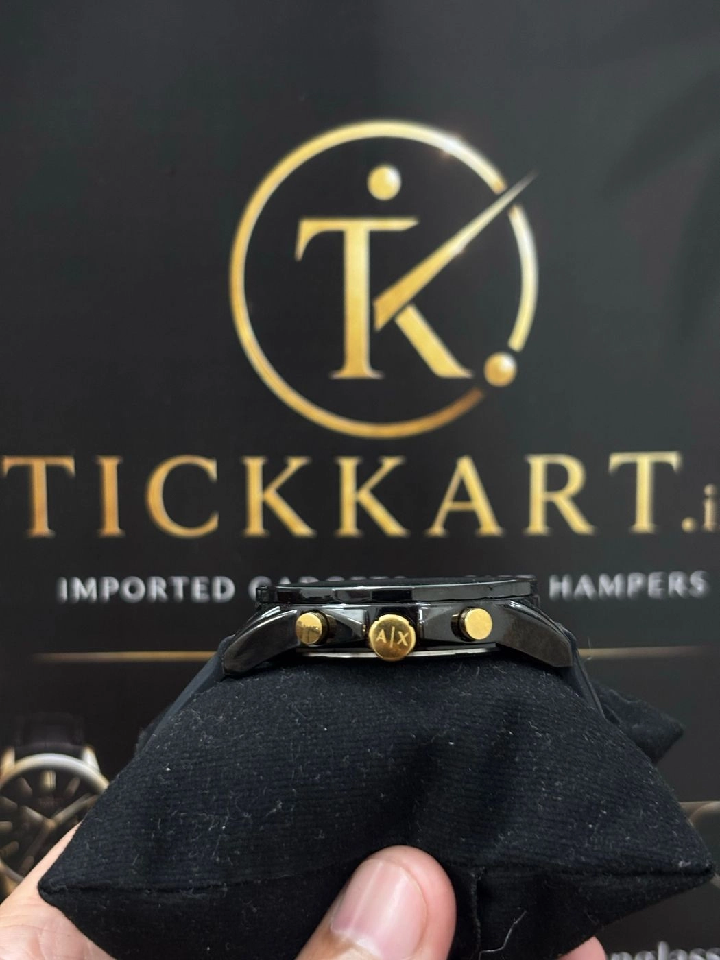 Tickkart ARM X Silicone black gold 2