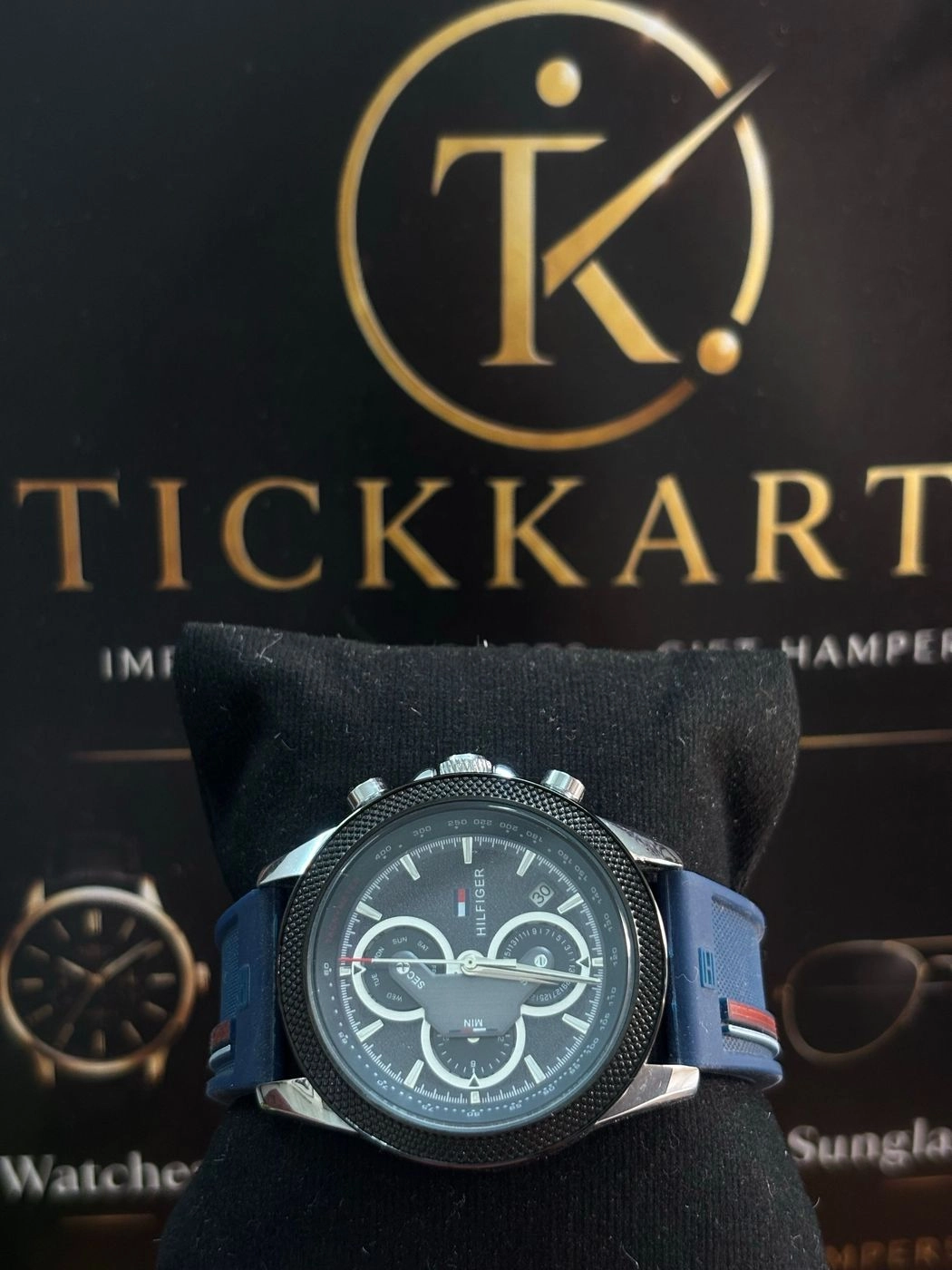 black blue
