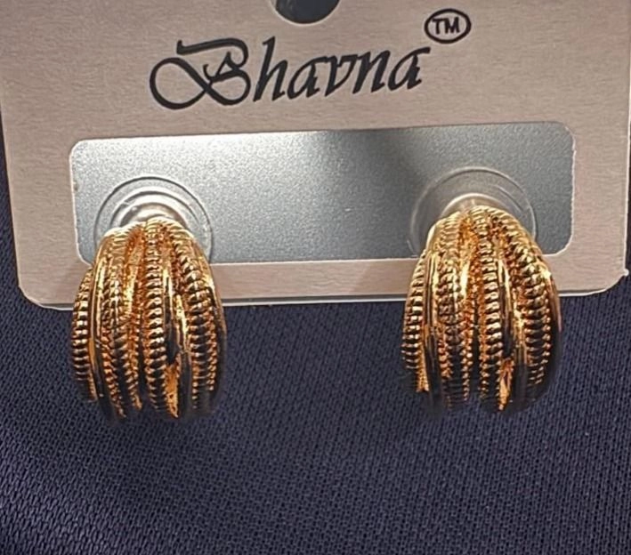 Gold-Toned Textured Earring Set (Includes 3 pairs: Multi-Strand Hoops, Ridged Huggie Hoops, and Mesh-Patterned Square Studs). 3