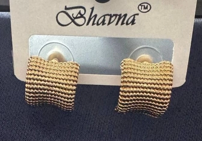 Gold-Toned Textured Earring Set (Includes 3 pairs: Multi-Strand Hoops, Ridged Huggie Hoops, and Mesh-Patterned Square Studs). 4