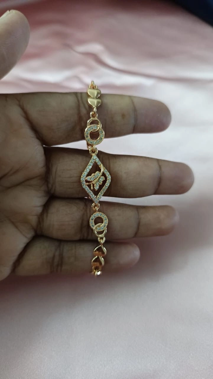 Royal Heart Diamond Bracelet” ✨ 3
