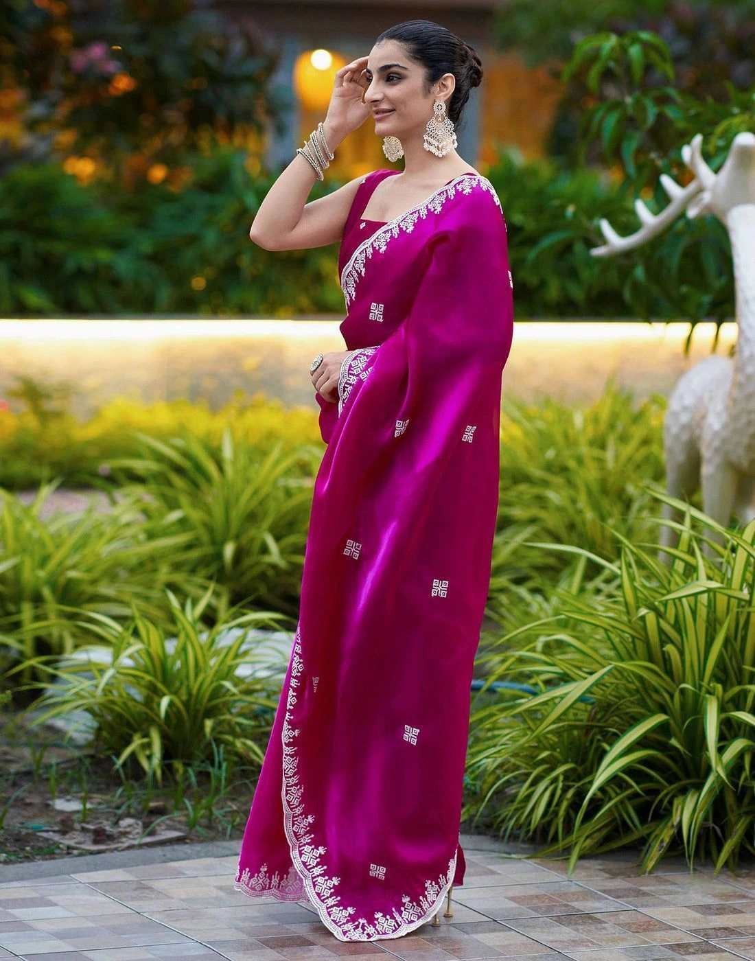 Tissue and shimmer Pink Saree 5