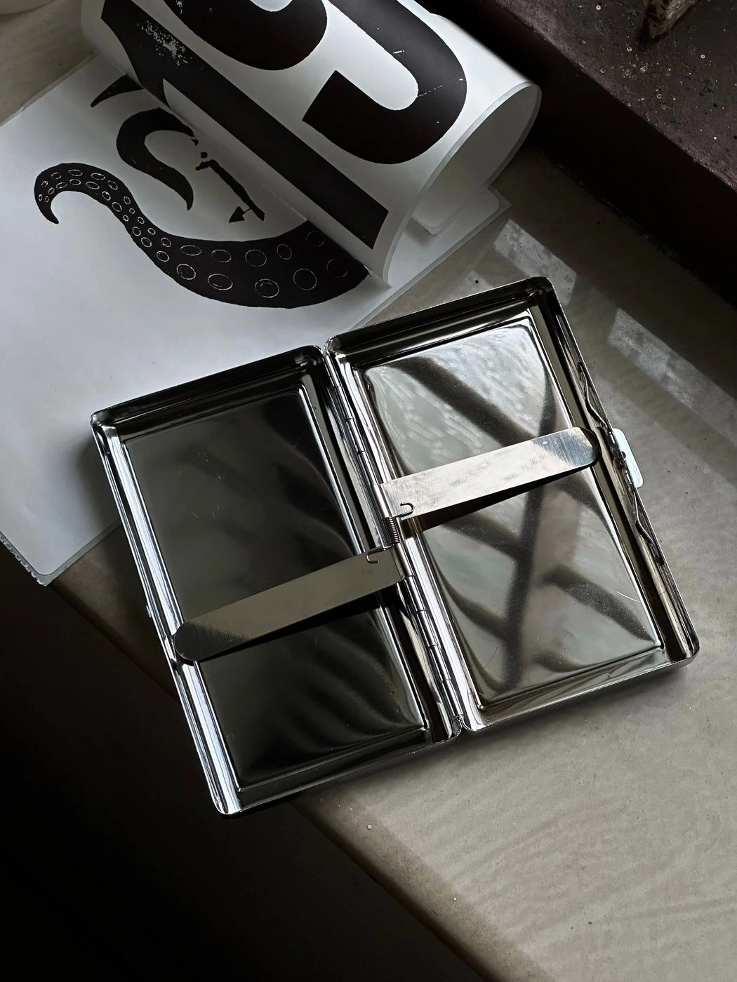 Royale Fold Metal Cig Wallet 3